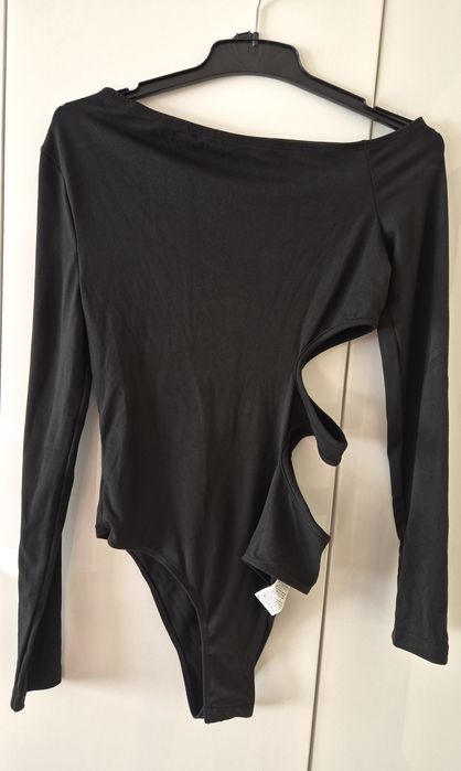 Czarne body shein