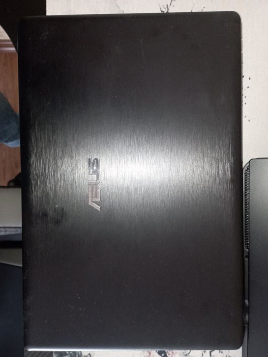 Ноутбук Asus x55vd W7 Pro