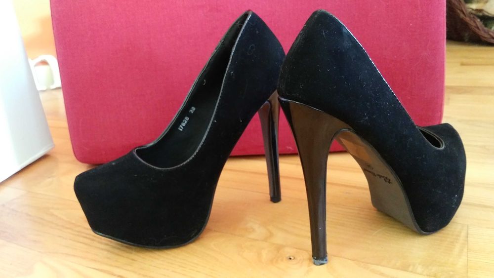 Buty na obcasie BELLE WOMEN