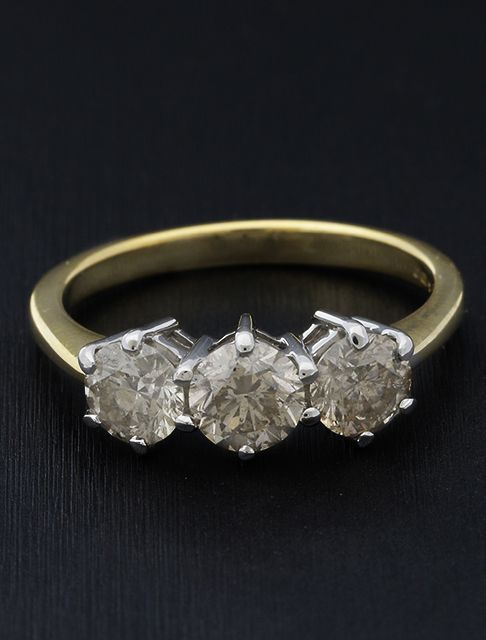 Pierścionek z brylantami 1,50 ct złoto pr. 750 (18K) likwidacja -60%