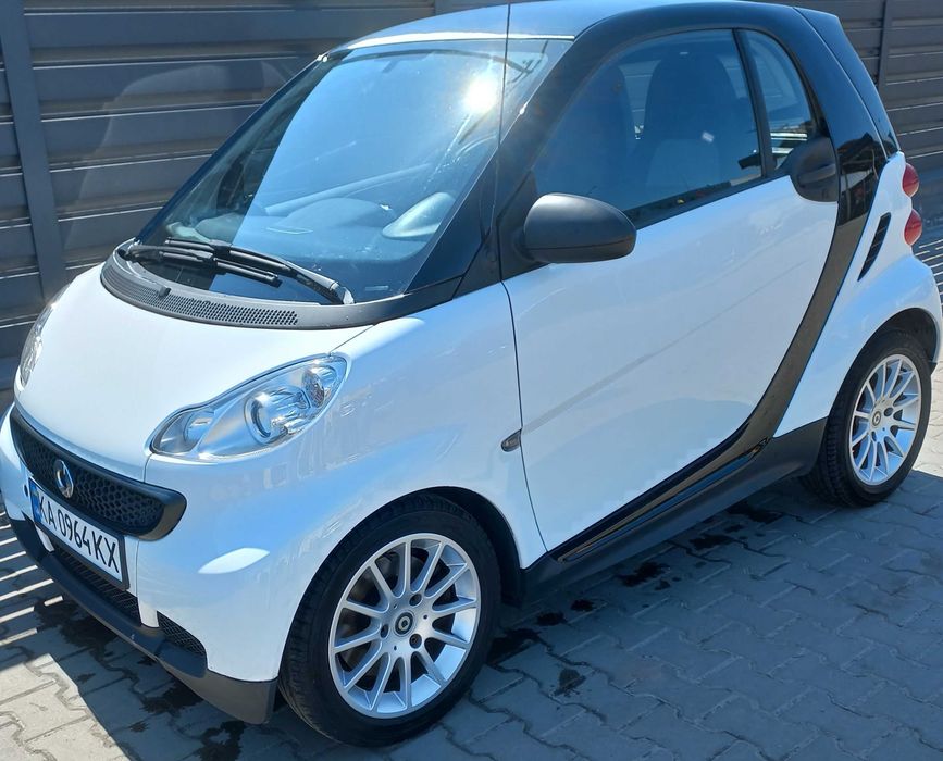 Аренда авто(прокат) Смарт (SMART)451 (2011-2013г.) от470 грн.
