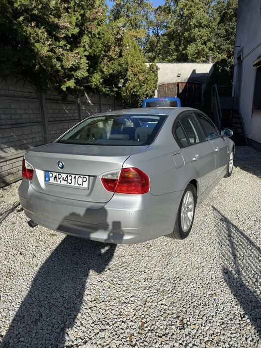 BMW 318i E90 2008