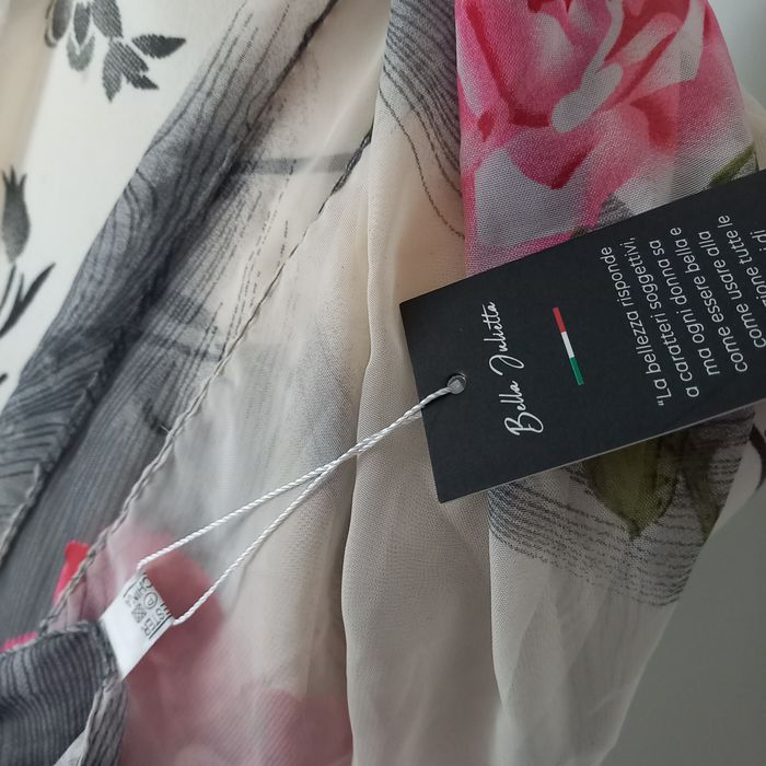 Lekki szalik w róże