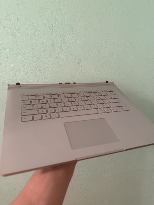 Рабочая клавиатура Microsoft Surfase Book 2