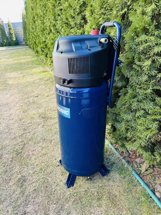 Компресор Kraftronic( Einhell) 240/50/10 Безмасляний