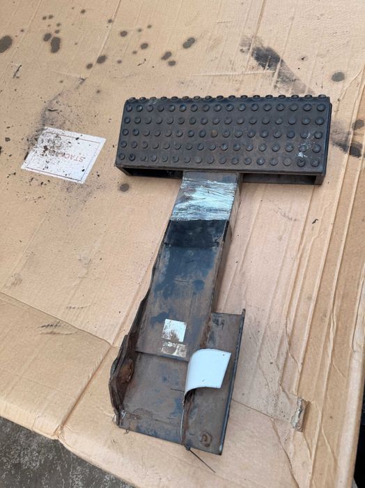 Land Rover Discovery 300 Pedal traseiro