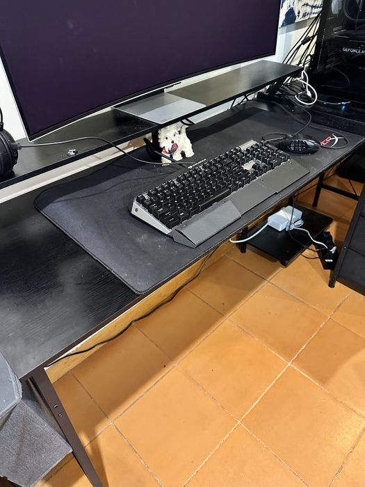 Mesa ODK em L - 160 x 80 cm