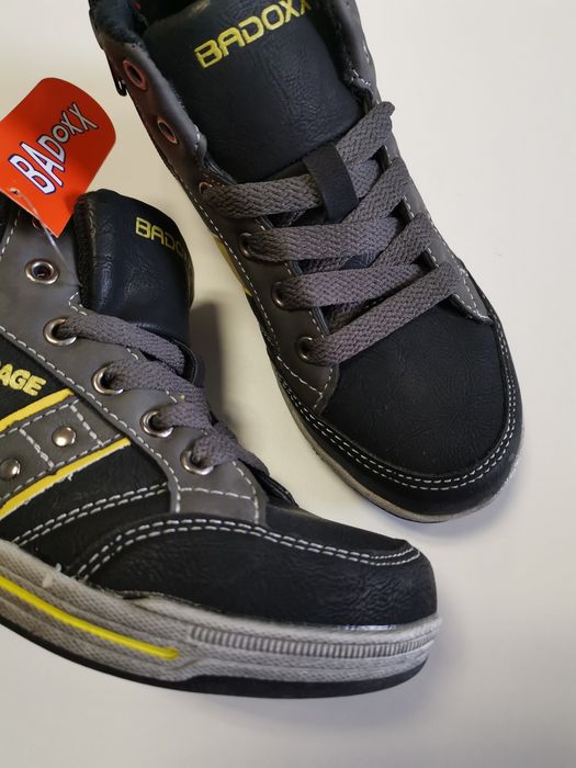 Adidasy chłopięce roz 32