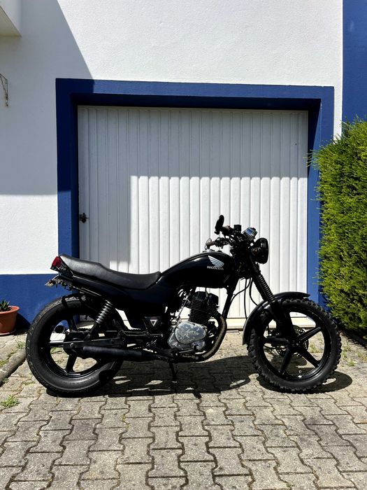 HONDA CB 250 Nighthawk pronta a andar