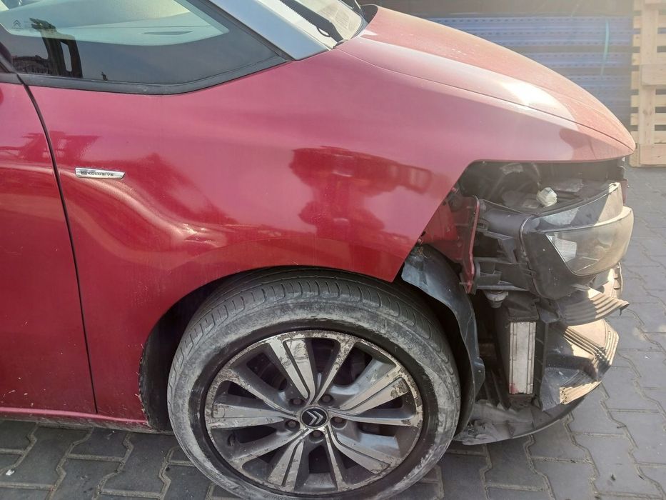 BŁOTNIK PRAWY PRZÓD CITROEN C4 GRAND PICASSO II 2015 ROK EPYD