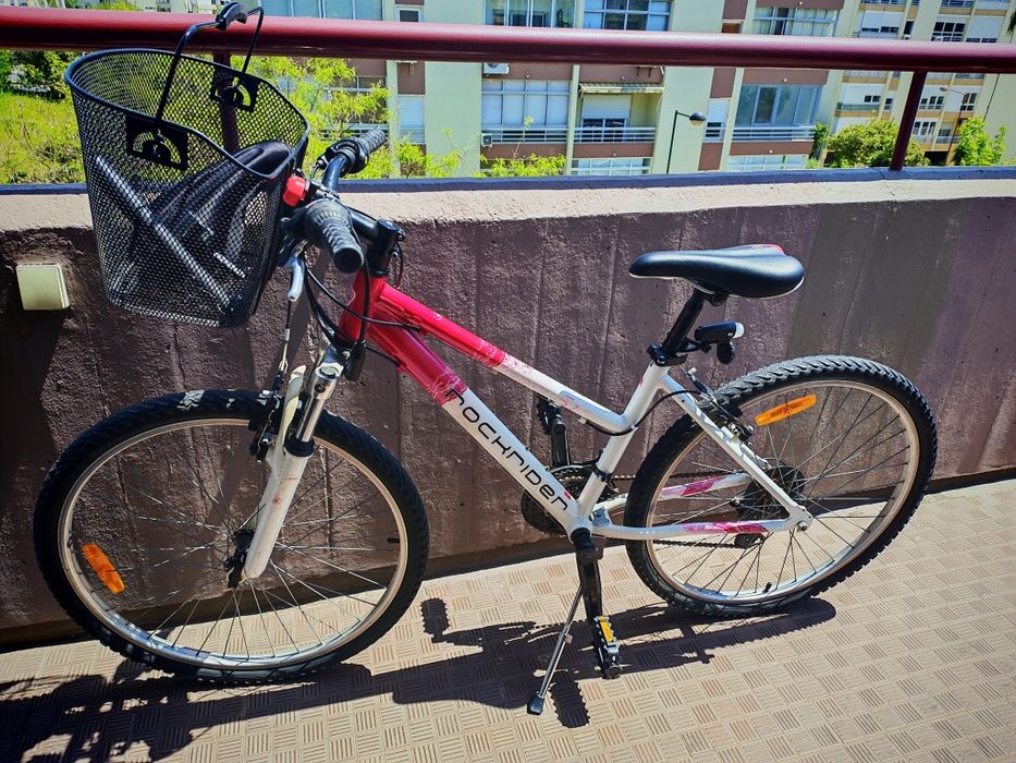 Bicicleta Senhora Rockrider – Pouco Uso + Vários Acessórios