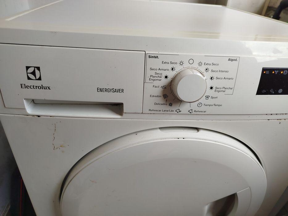 Máquina de Secar Roupa Eletrolux