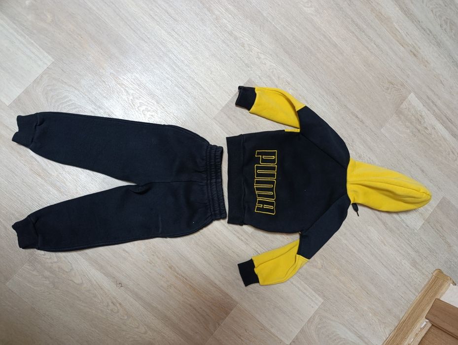 Дитячий спортивний костюм