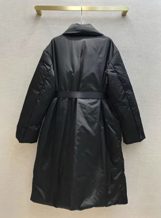 Пальто Prada подовжене,  розмір М/38