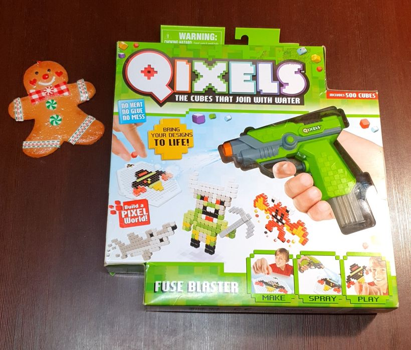 Аквамозаїка з пікселів - водяний бластер