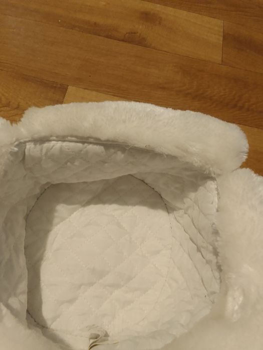 Czapka zimowa biała