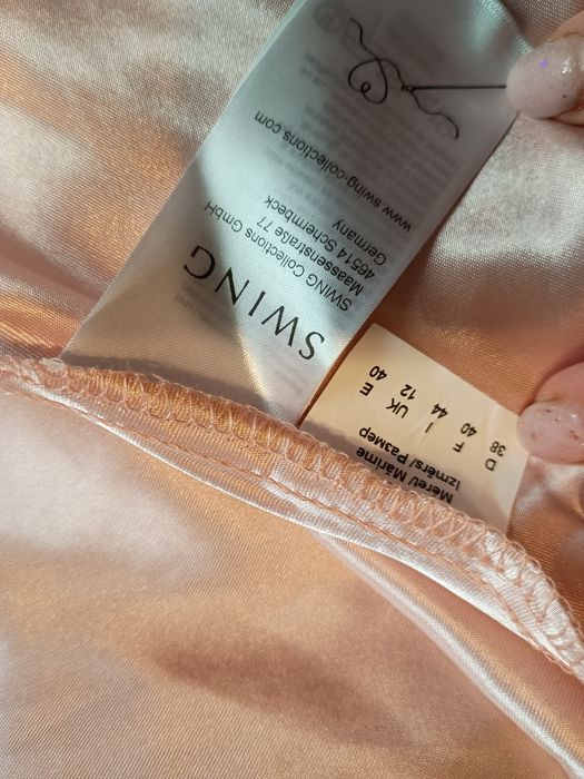 Sukienka wieczorowa SWING