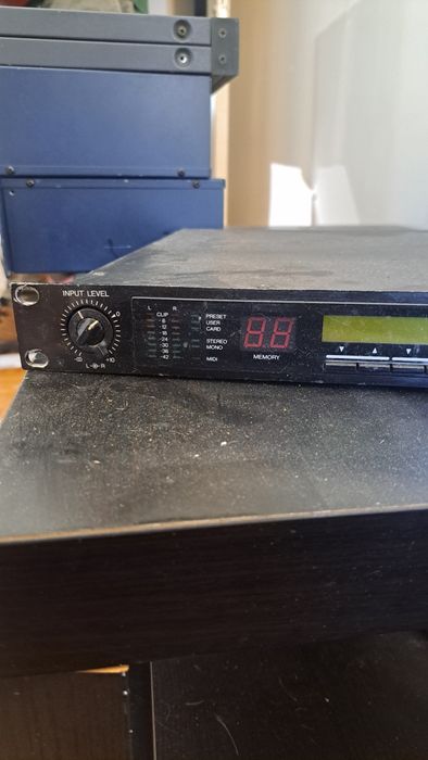 yamaha spx 990 multi efeitos