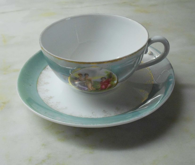 Chávena de chã dos anos 30/40 em porcelana fina MCP Czechoslovakia