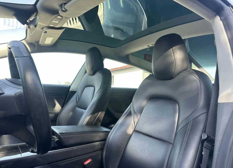 Tesla 2019р Long Range Dual Motor