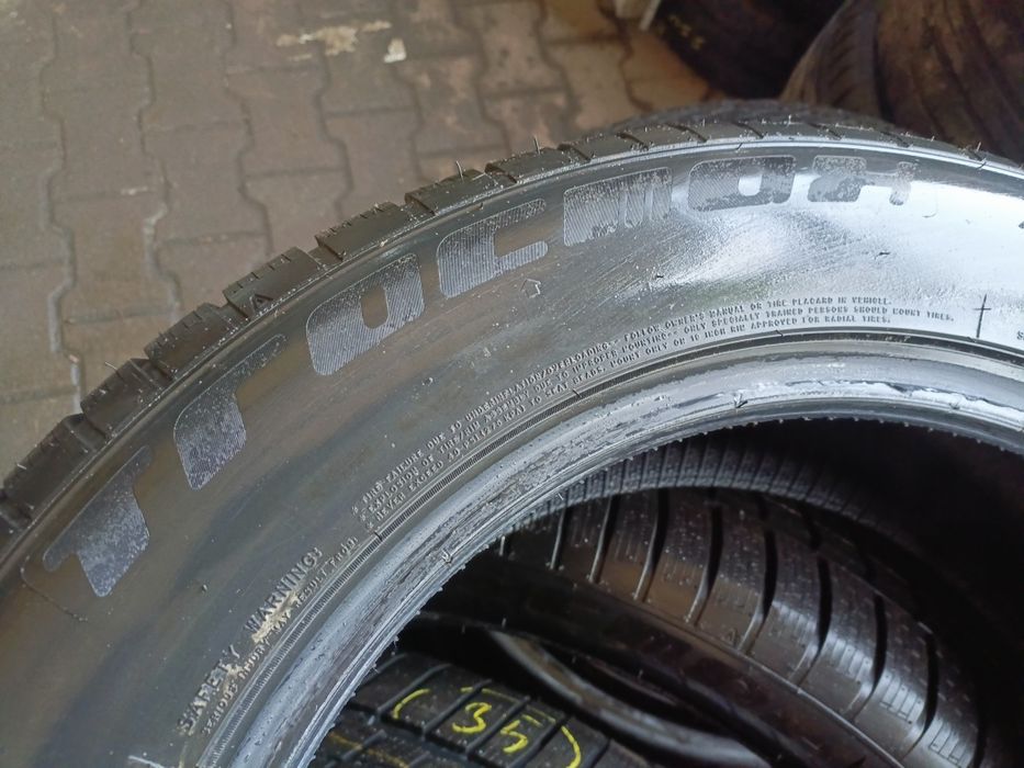 Nowe opony zimowe 255/55/19 tracmax