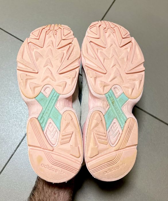 Кросівки Adidas Falcon Оригінал