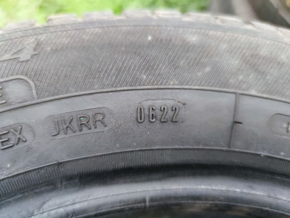 Komplet opon r14 Dębica felgi plus opony