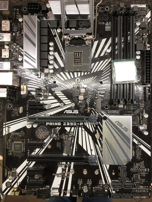 Płyta z procesorem uszkodzona