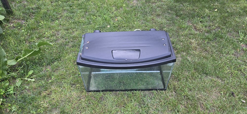Sprzedam akwarium/terarium 80×40×30 cm  80l– zestaw