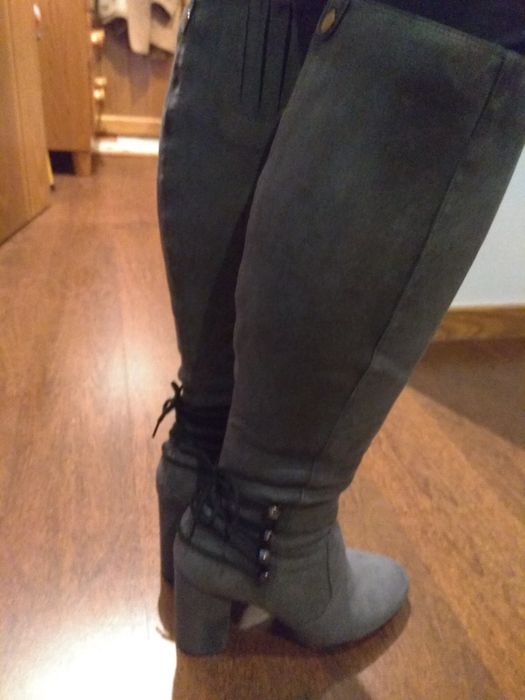 Botas Guess 37 cinza