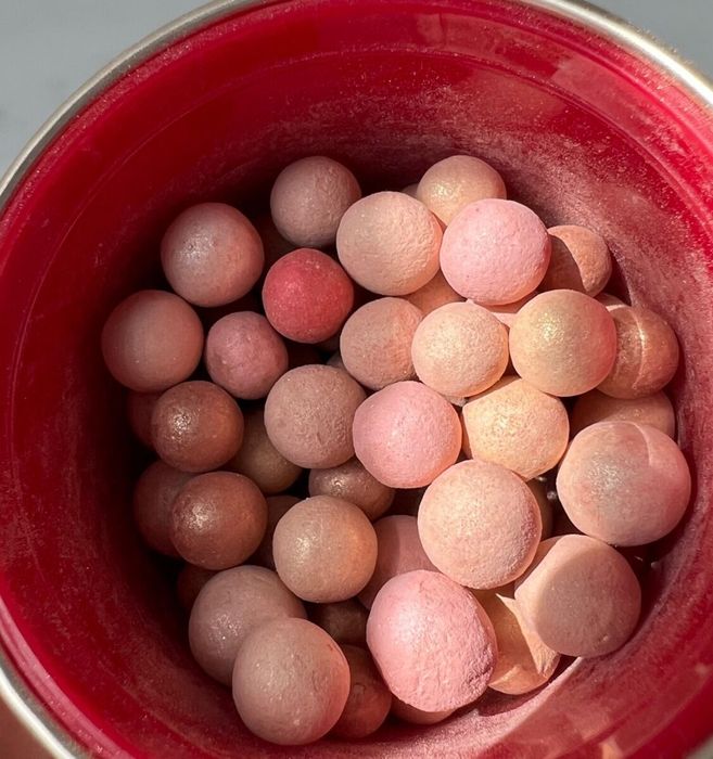 GUERLAIN METEORYTY PERLES D'ETOILE edycja limitowana
Puder do twarzy