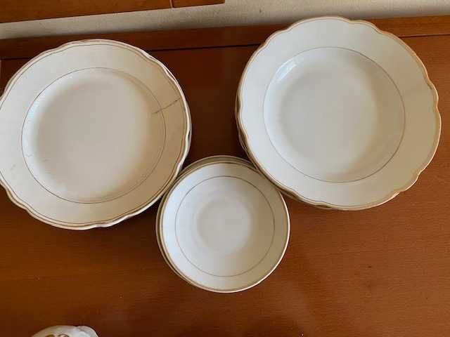 ceramika  m.inn. wawel, kpm/wałbrzych/, giesche /giszowiec/,ff