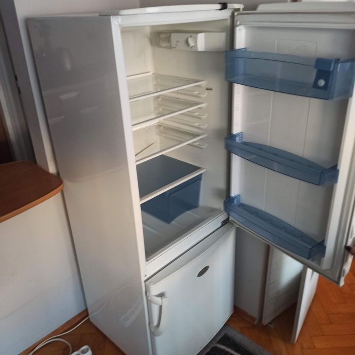 Lodówka w dobrym stanie