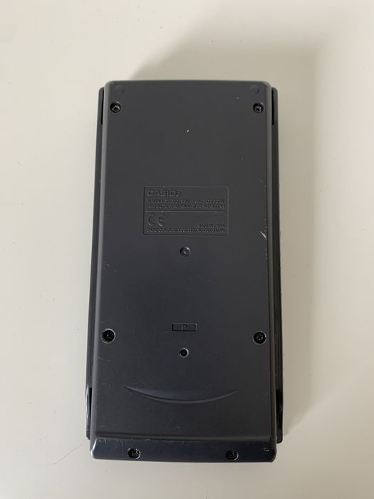 Calculadora Científica Casio fx-82TL