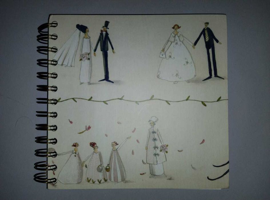 Весільний фотоальбом з малюнками на обкладинці з Німеччини, чистий