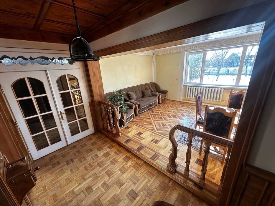 Продається будинок в с. Угля