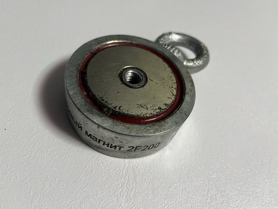 Продам ниодимовый магнит, 200кг , двухсторонний  звоните 0632690О32