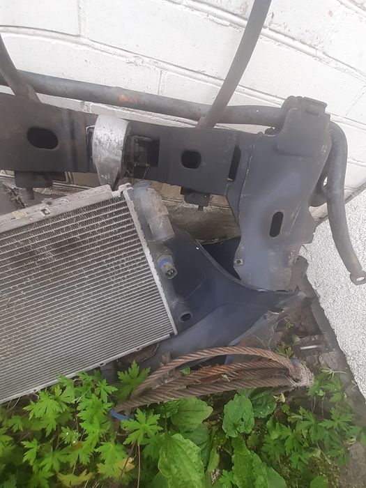 Продам радіатор Рено Меган сценик1