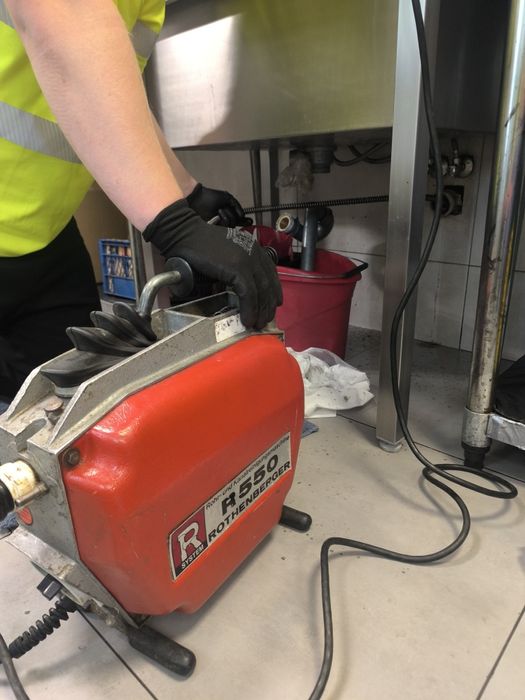 Profesjonalne udraznianie kanalizacji / WUKO, spirala