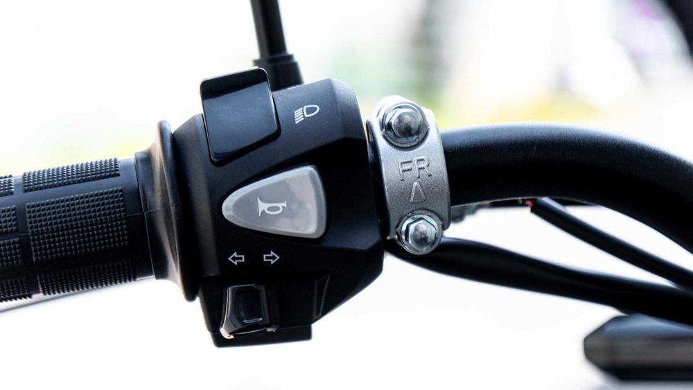 GEON X-Road 300 YGS 21/18 МКПП 6 WL
