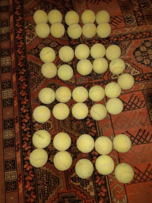 41 Bolas de tenis