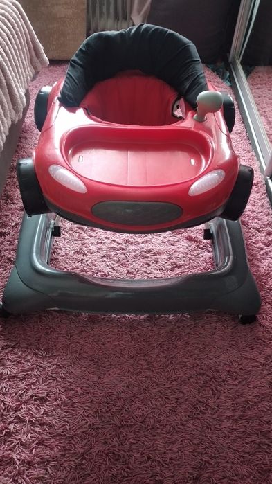 Продам не дорого дитячі  ходунки