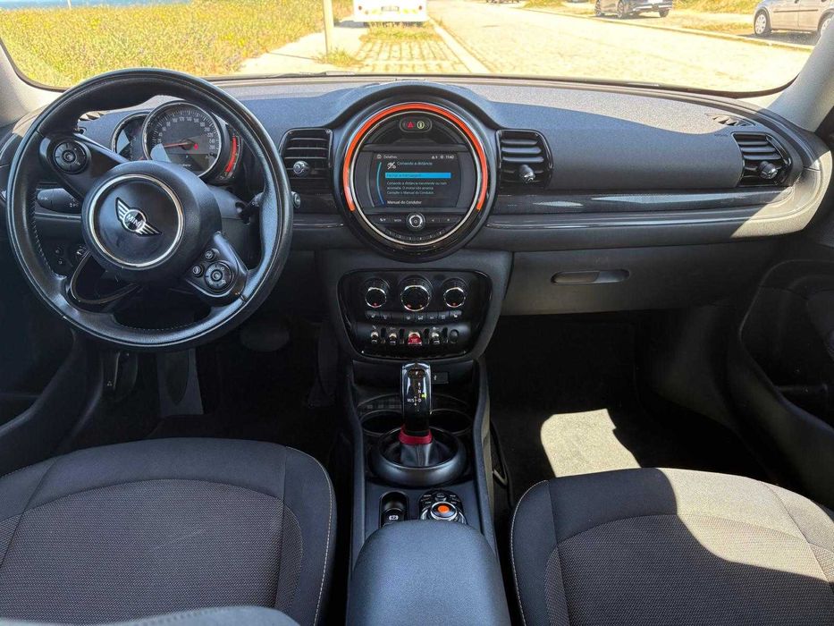Mini Clubman One D Automático – 2018 – 129.000km