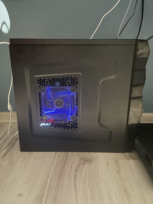 Komputer stacjonarny