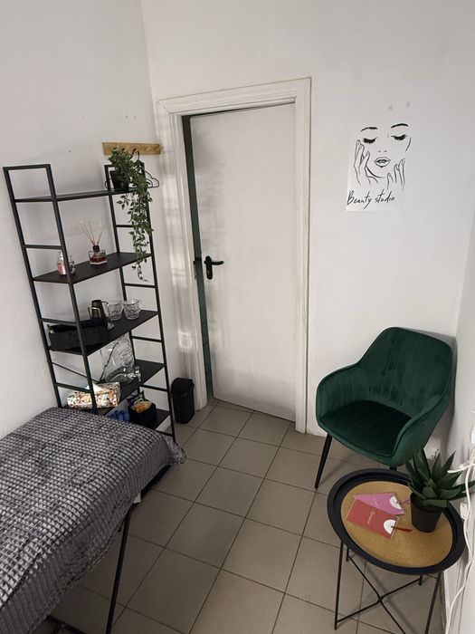 Окремий кабінет в ТЦ 5000 з комунальними,день 500 м.Героїв Дніпра