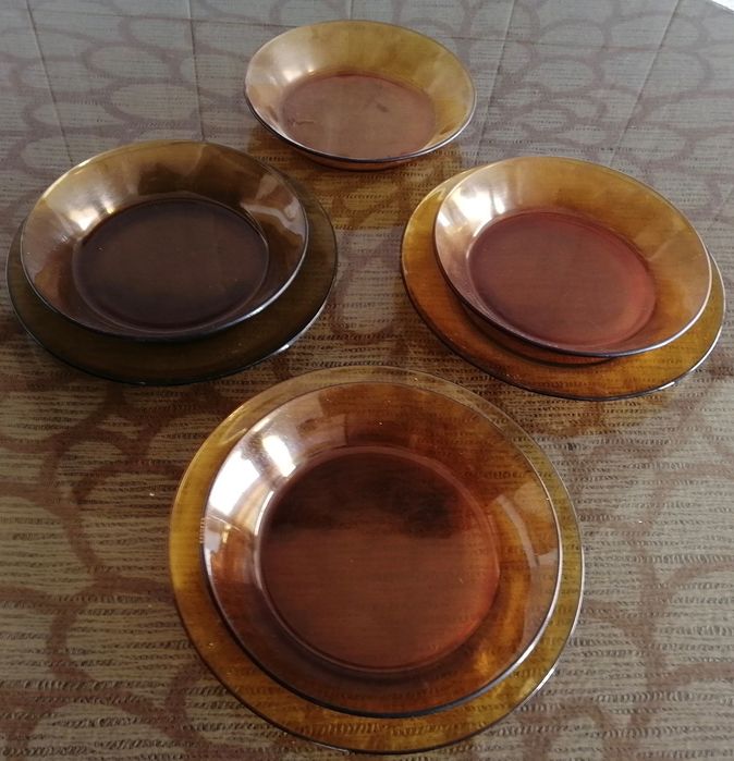 vários conjuntos de pratos ,valor pode ser difente