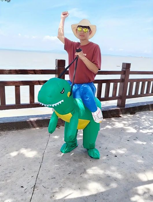 Надувний костюм динозавра, дракона. Косплей. Розіграш