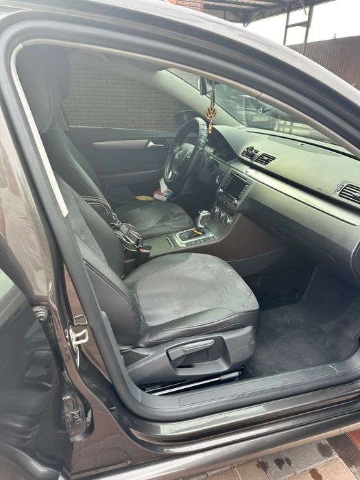 Автомобіль Volksvagen B 7