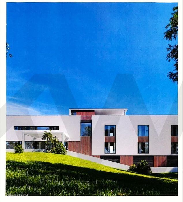 Oportunidade única em Albufeira: Terreno com projeto aprovado para Hot