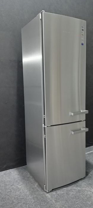 Холодильник Miele